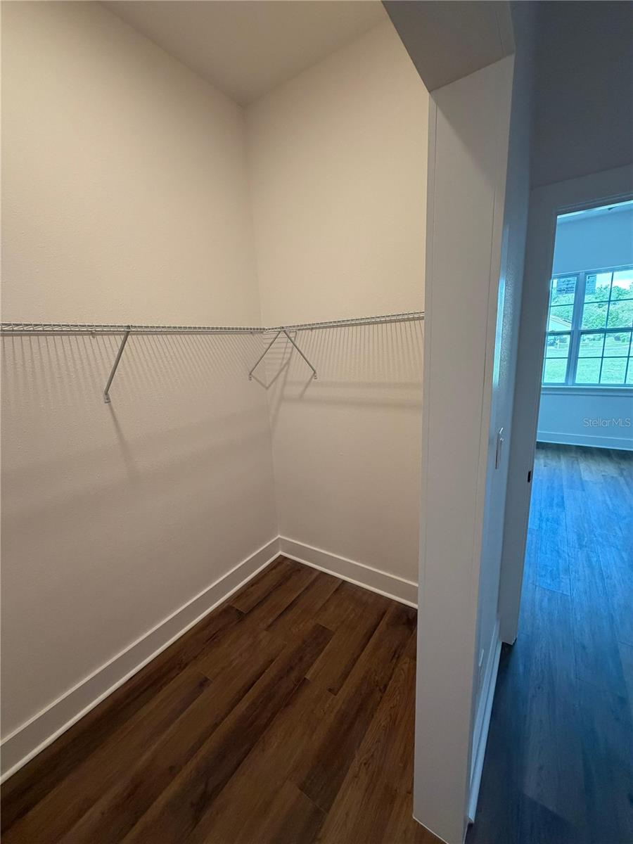 Image 6 of 27 For 162 Romany Loop