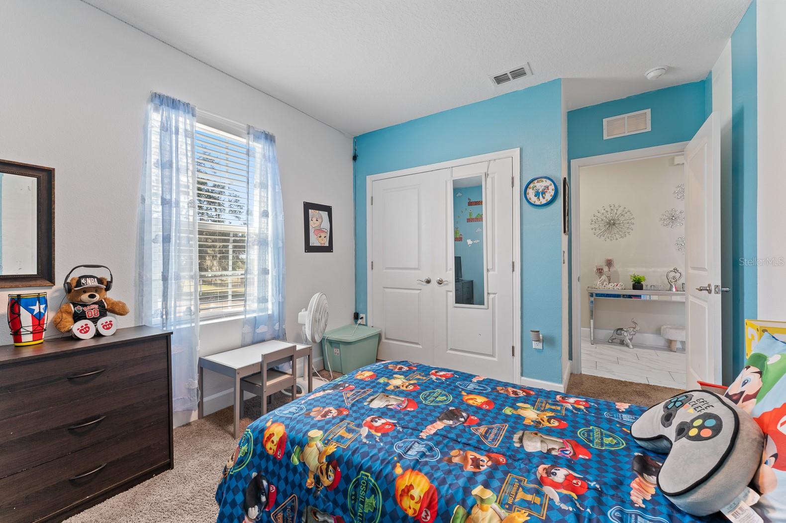 Image 27 of 27 For 242 Main Street E