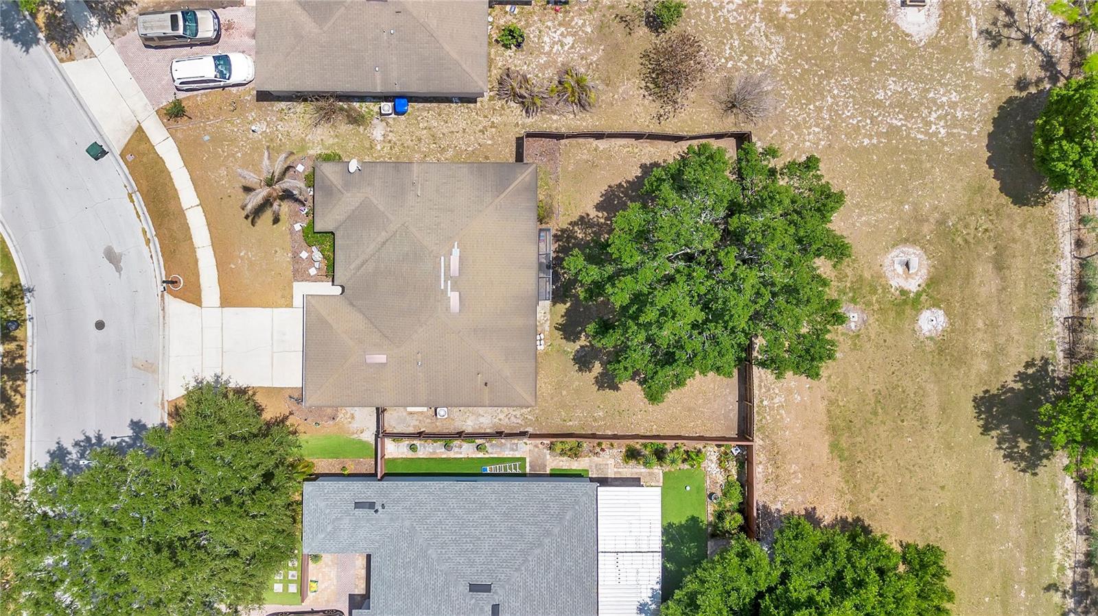 Image 28 of 32 For 127 Laurel Ridge Avenue