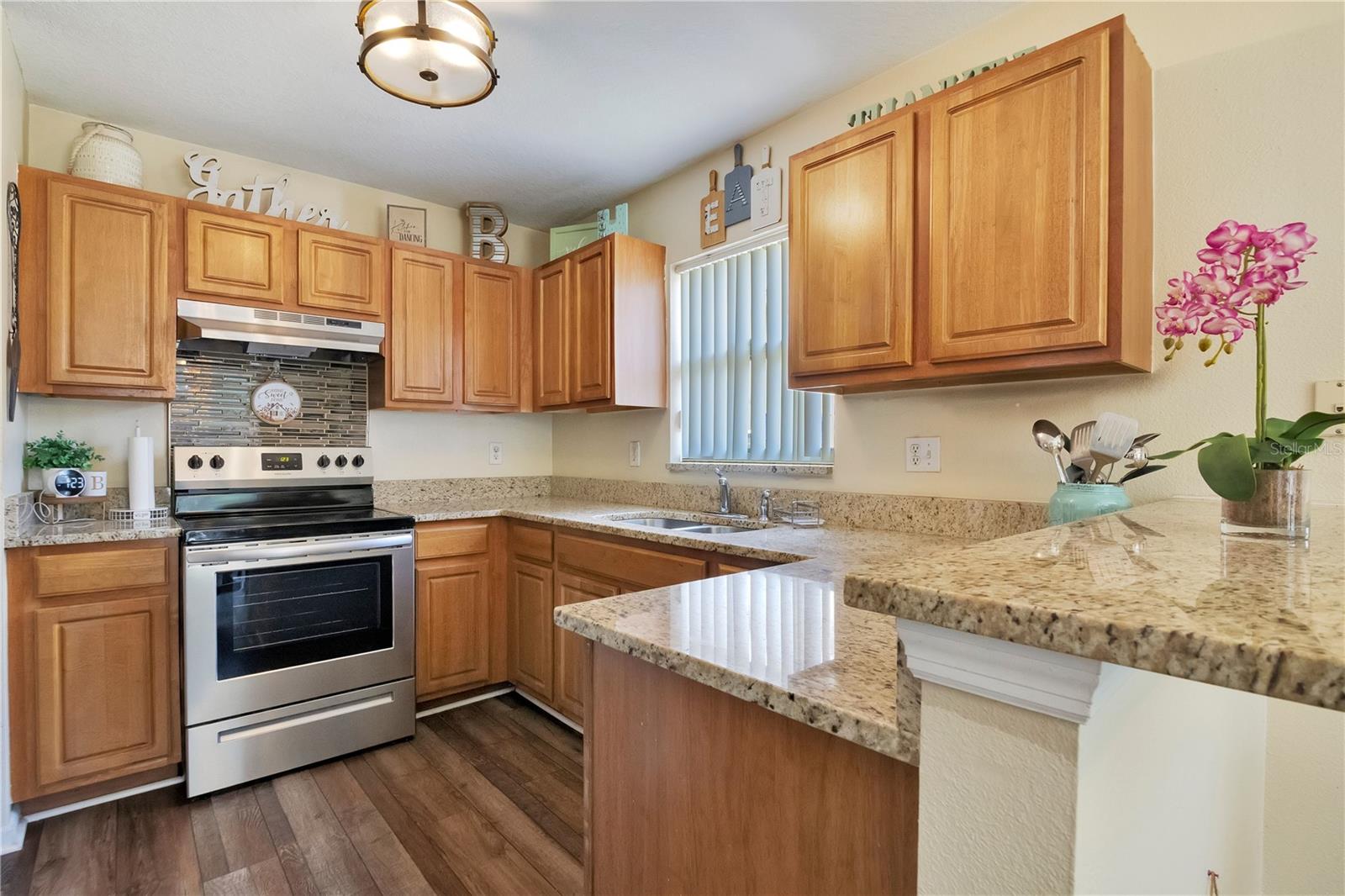 Image 9 of 32 For 127 Laurel Ridge Avenue