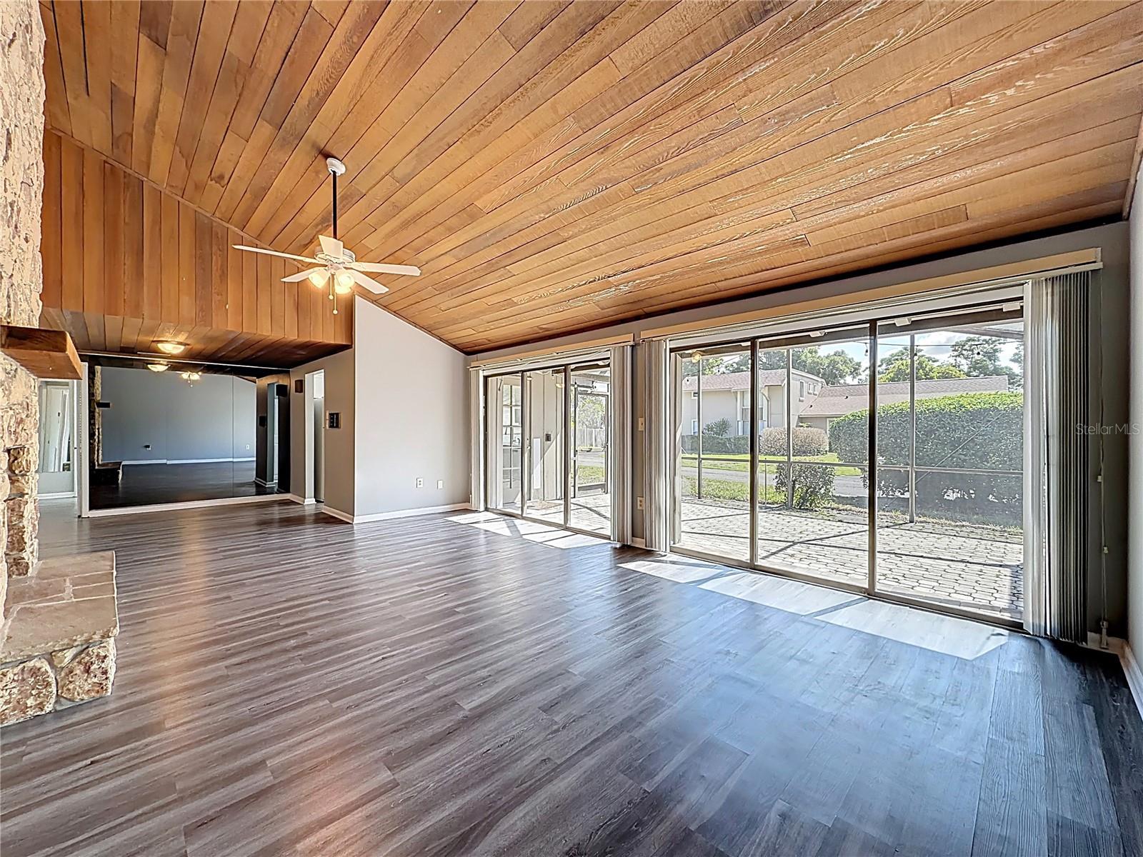 Image 11 of 69 For 1921 Abbington Street 23c