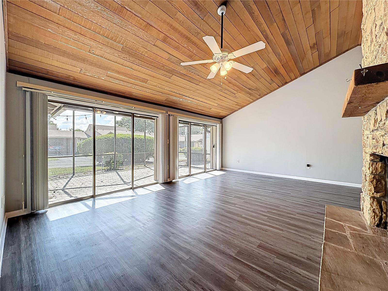 Image 15 of 69 For 1921 Abbington Street 23c