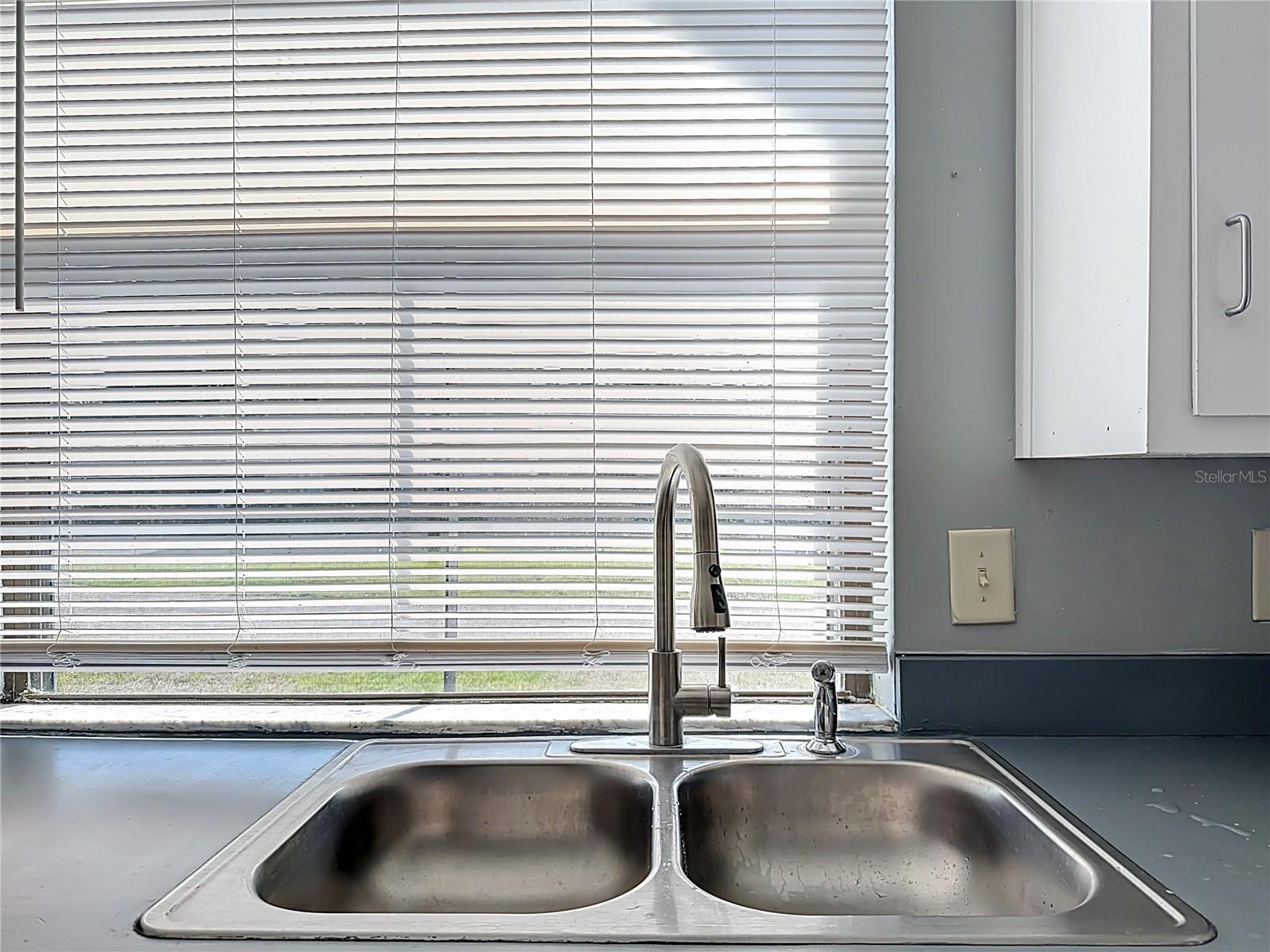 Image 26 of 69 For 1921 Abbington Street 23c