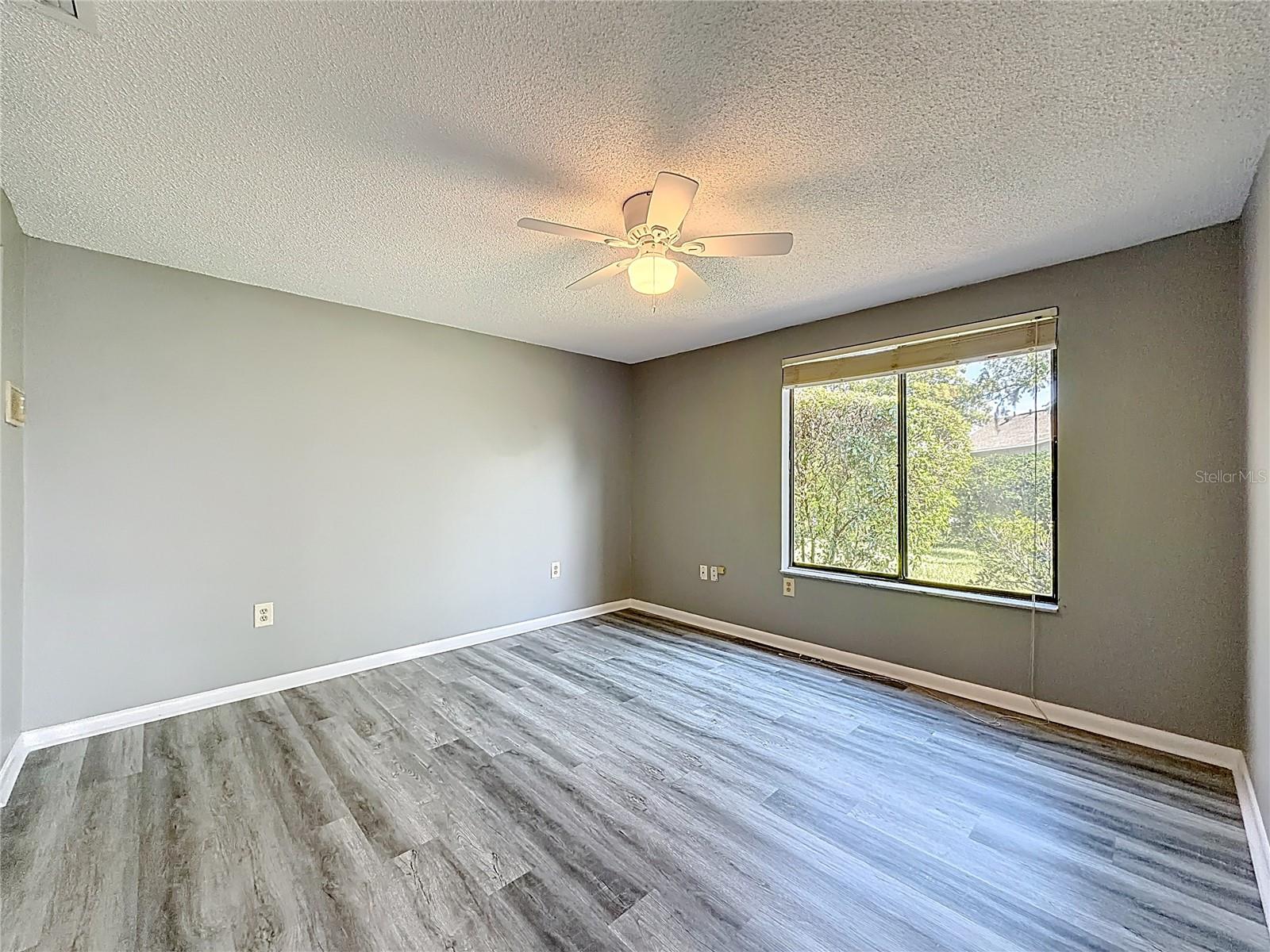 Image 35 of 69 For 1921 Abbington Street 23c