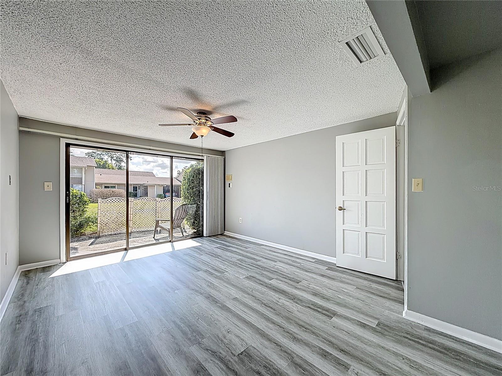 Image 38 of 69 For 1921 Abbington Street 23c