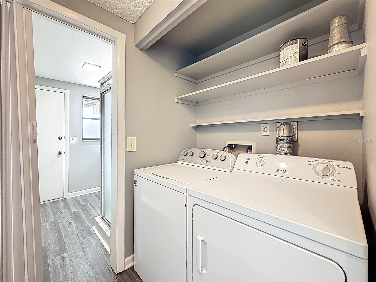 Image 44 of 69 For 1921 Abbington Street 23c