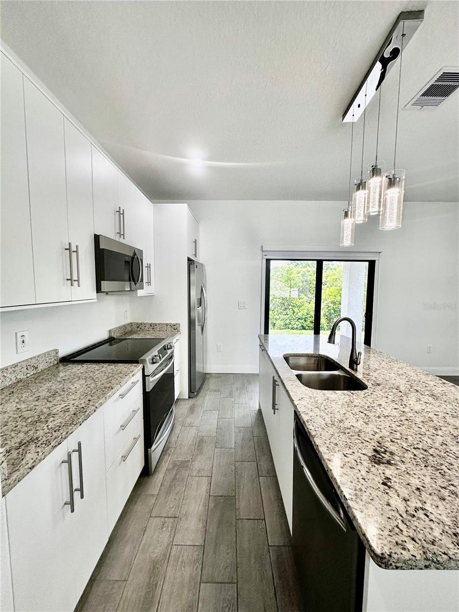 Image 9 of 24 For 774 9th Street