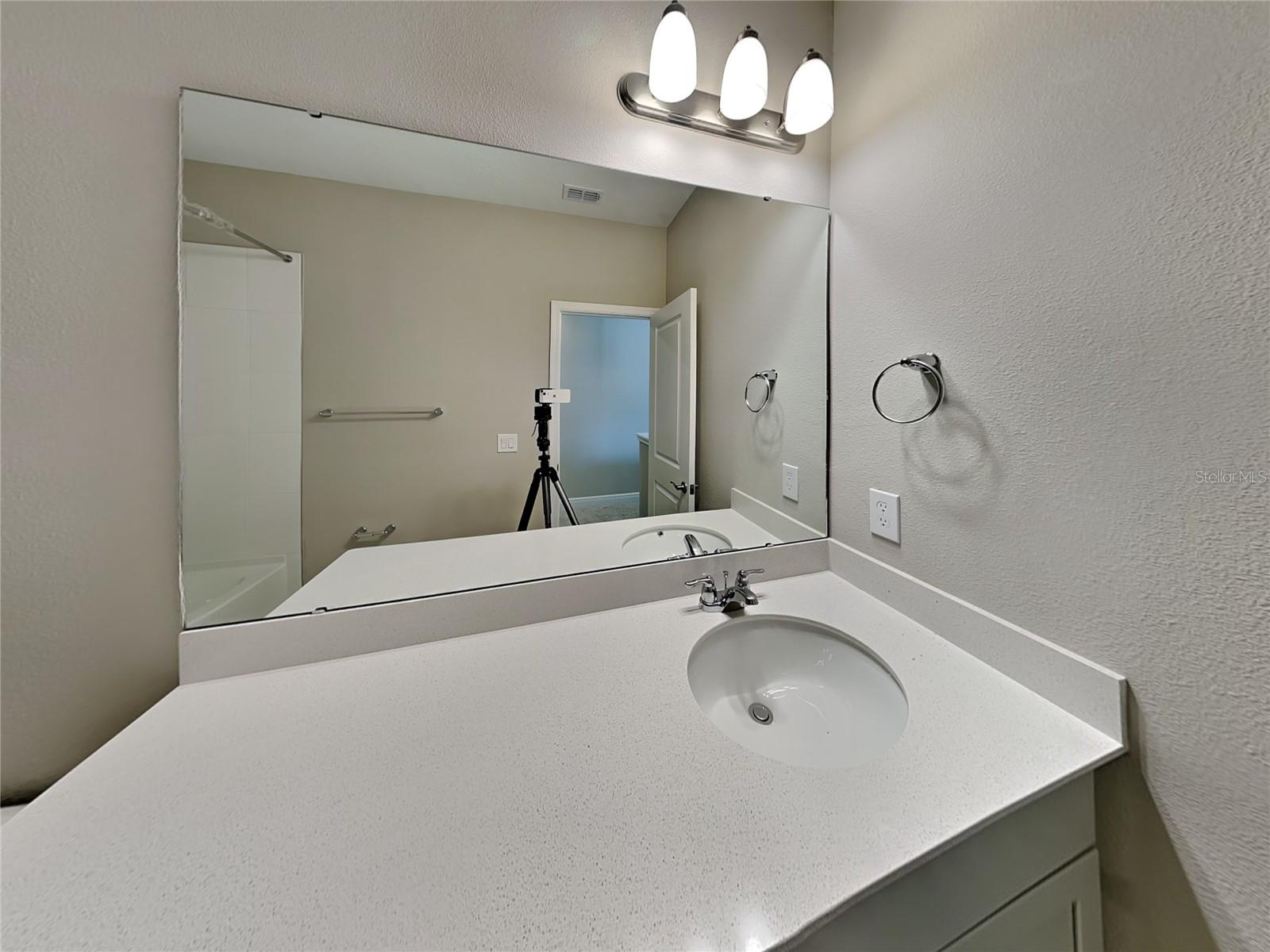 Image 12 of 15 For 14384 Braemar Street