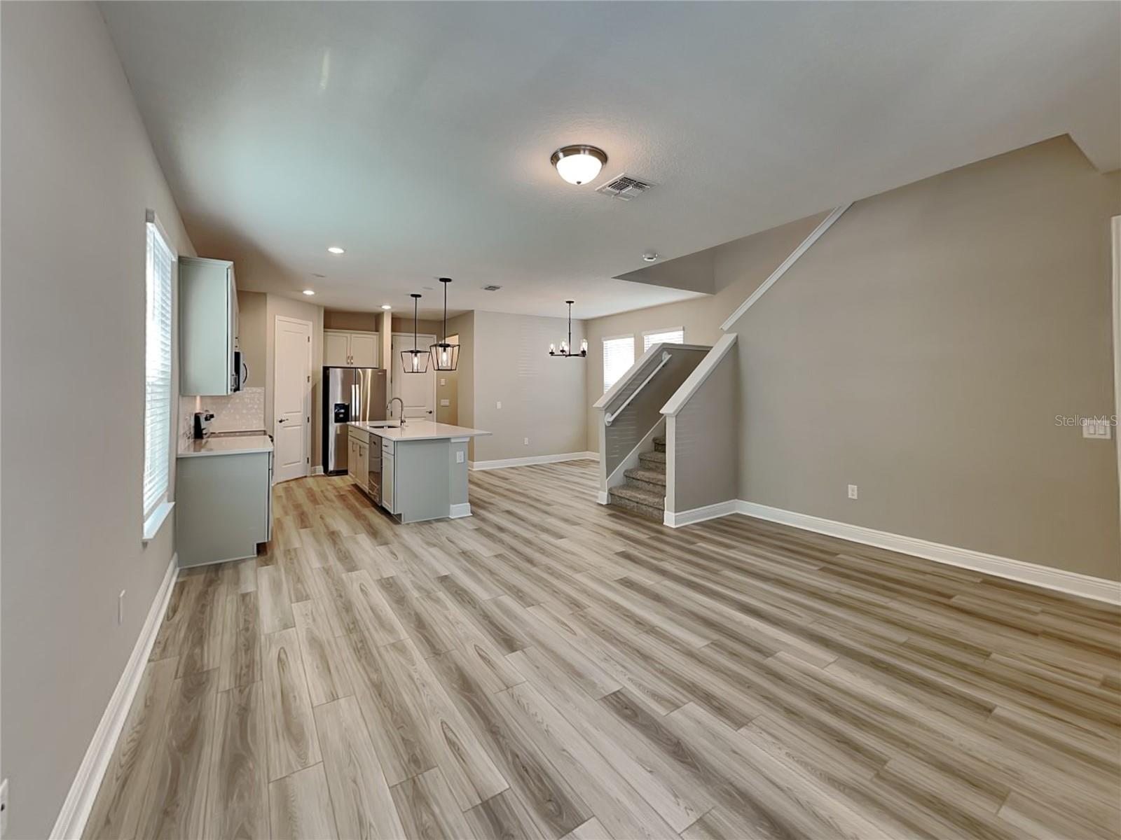 Image 3 of 15 For 14384 Braemar Street