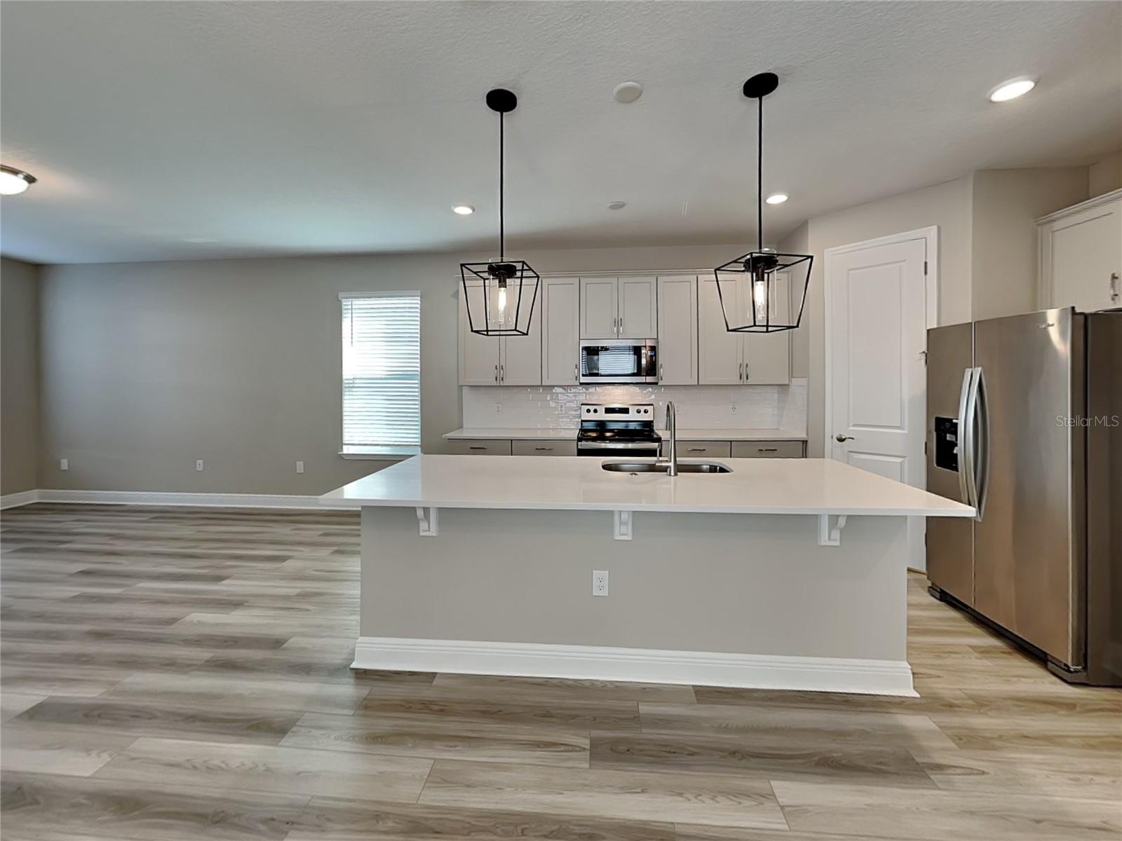 Image 4 of 15 For 14384 Braemar Street