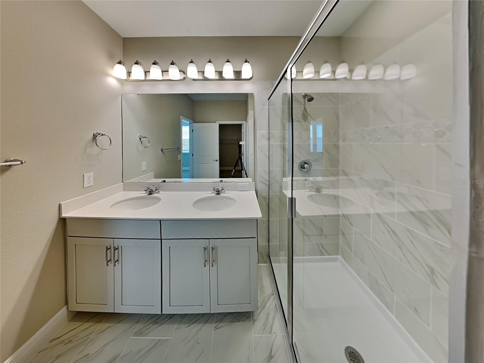 Image 8 of 15 For 14384 Braemar Street