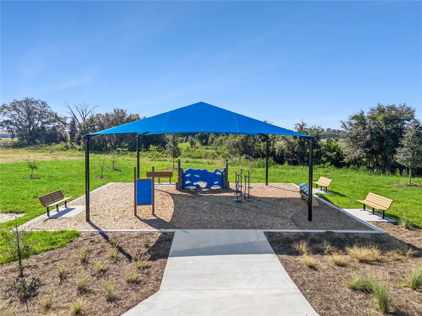 Image 32 of 43 For 780 Preston Cove Drive