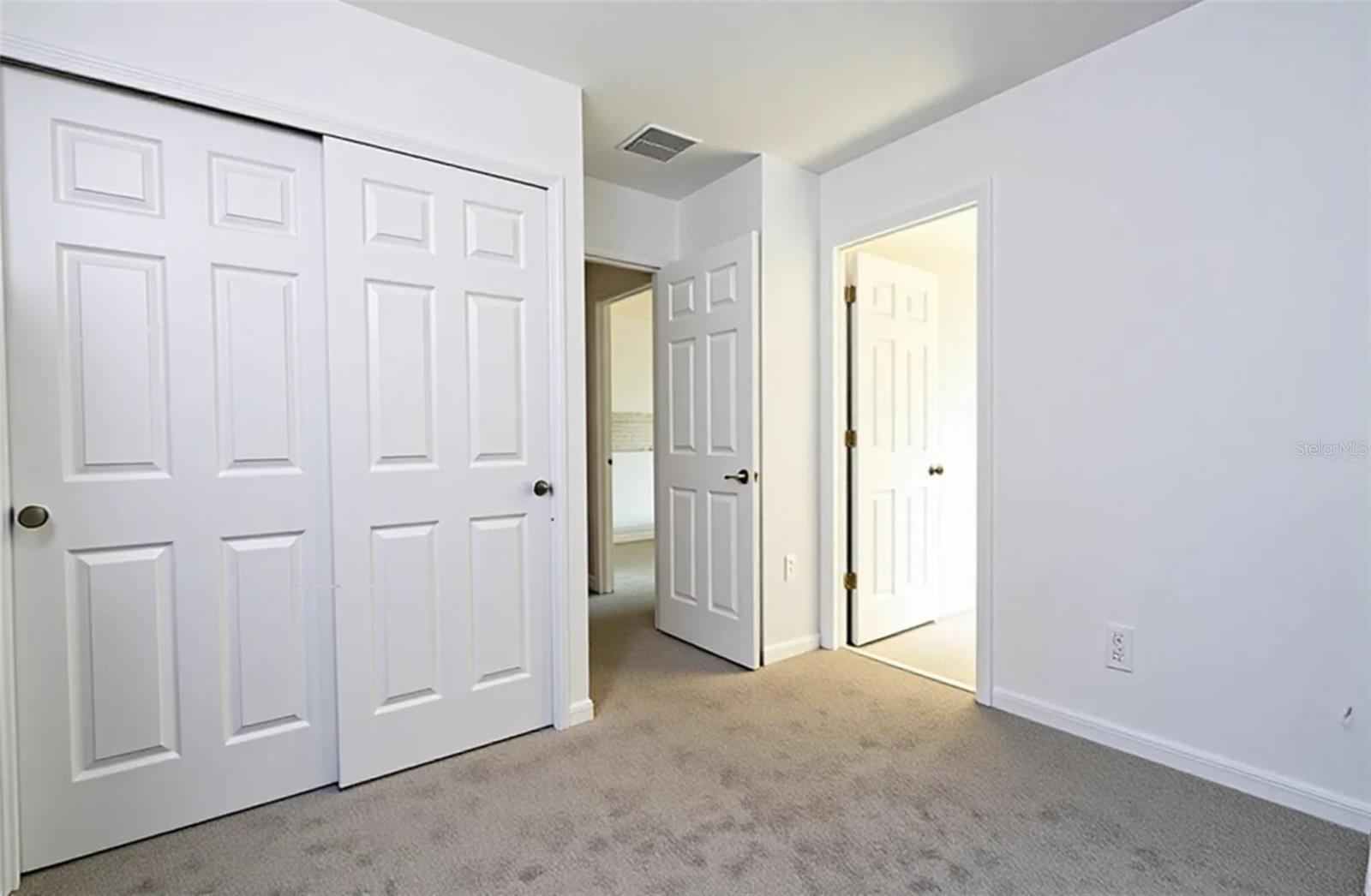 Image 12 of 23 For 4329 Eagle Trail Bend
