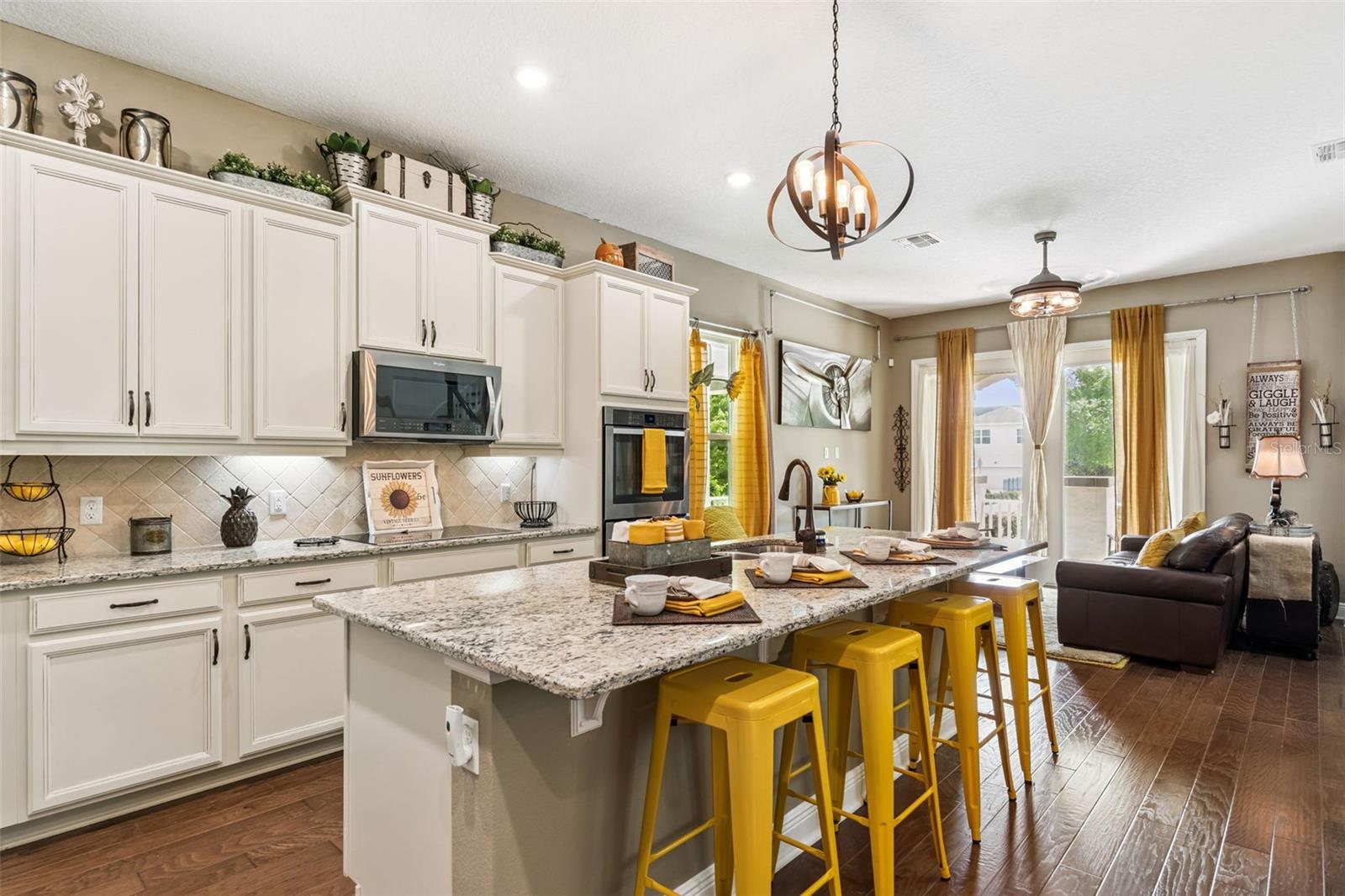 Image 11 of 50 For 9354 Meadow Hunt Way