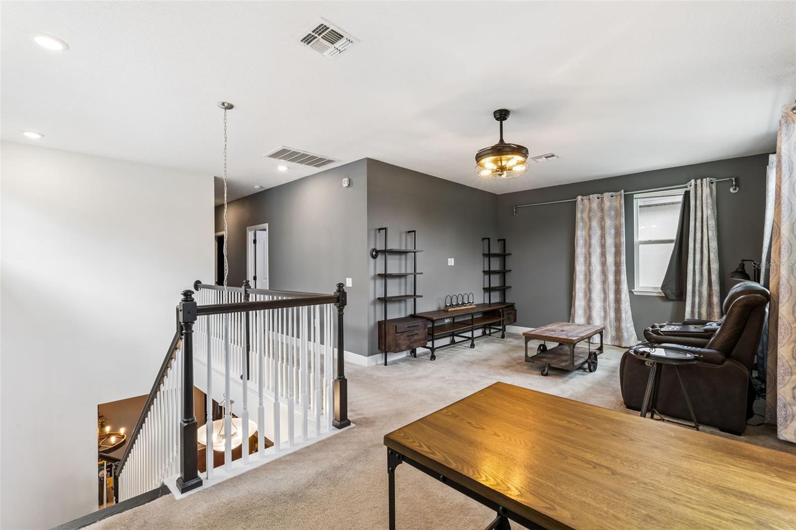 Image 21 of 50 For 9354 Meadow Hunt Way