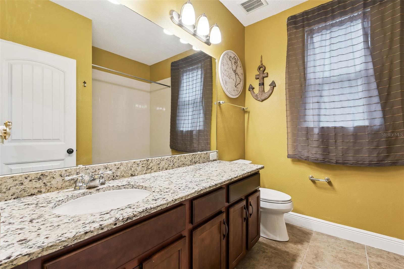 Image 32 of 50 For 9354 Meadow Hunt Way