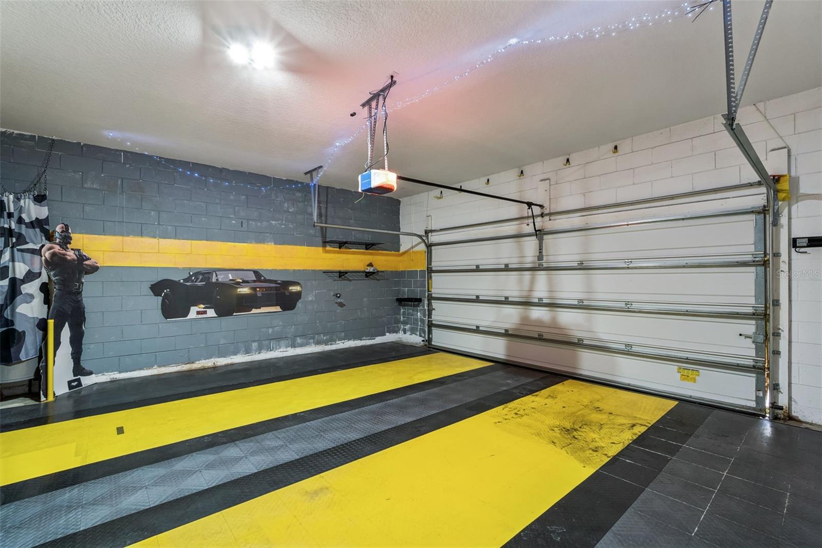 Image 35 of 50 For 9354 Meadow Hunt Way