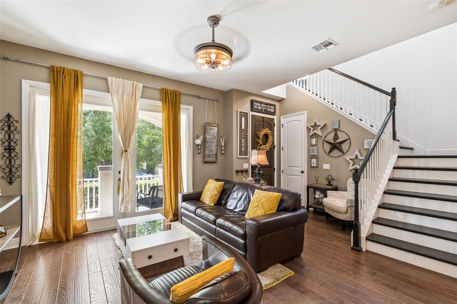 Image 8 of 50 For 9354 Meadow Hunt Way