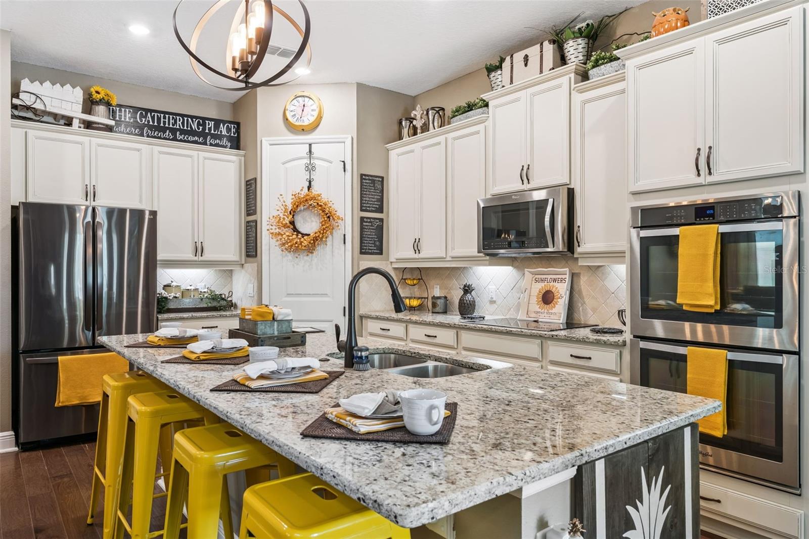 Image 9 of 50 For 9354 Meadow Hunt Way