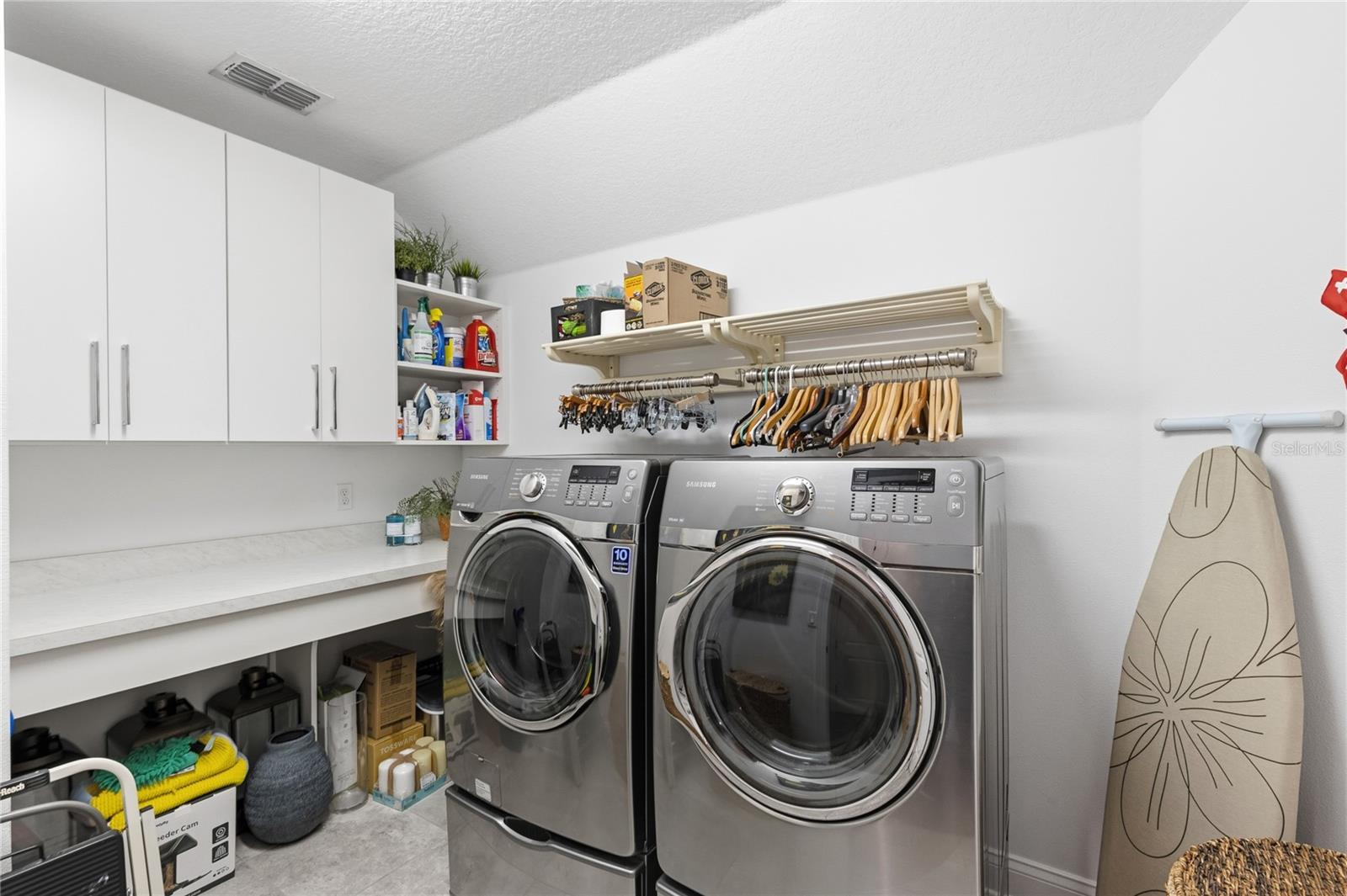 Image 23 of 58 For 12724 Bovet Avenue