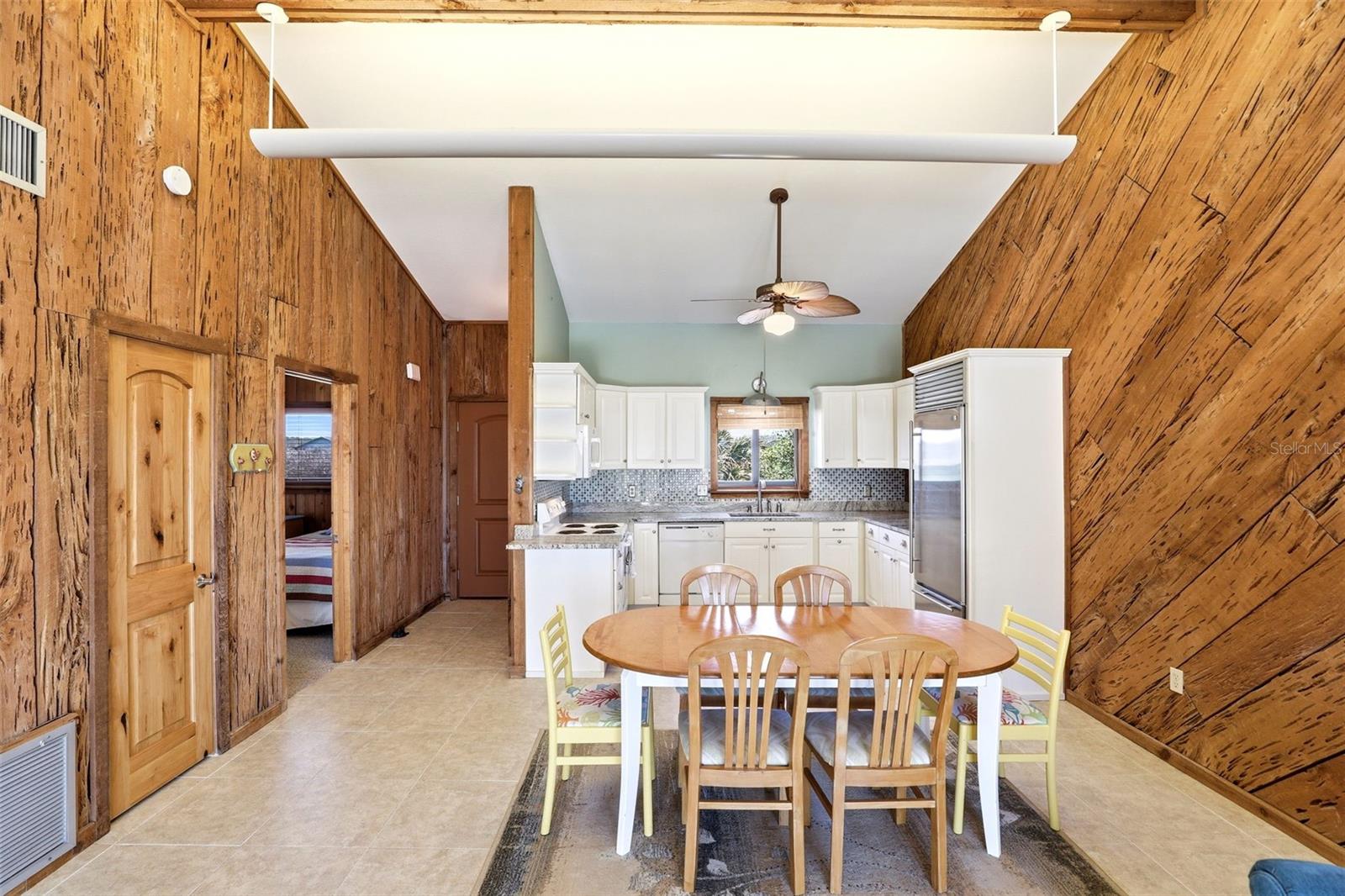 Image 10 of 54 For 4325 Atlantic Avenue B6