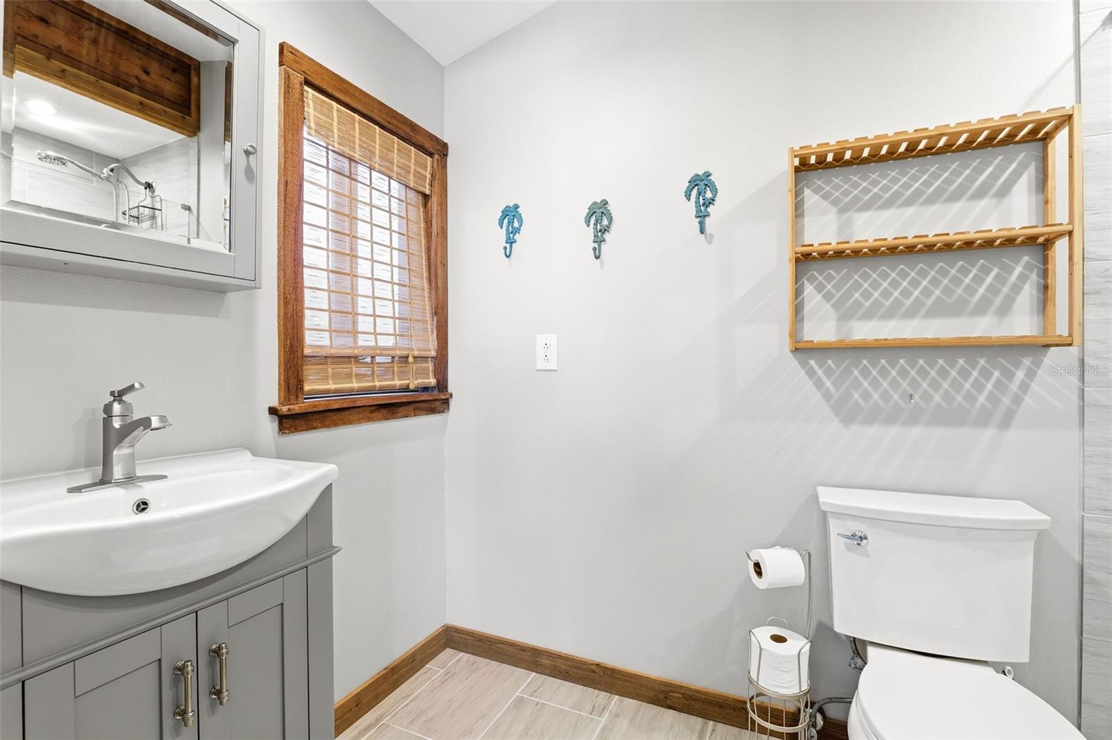 Image 19 of 54 For 4325 Atlantic Avenue B6