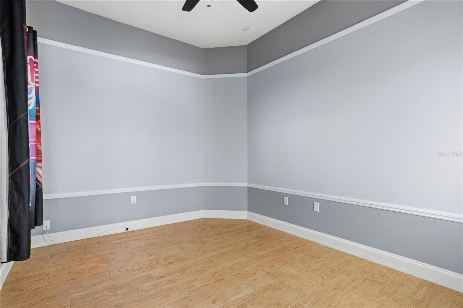 Listing photo id 14 for 334 Grand Reserve Drive