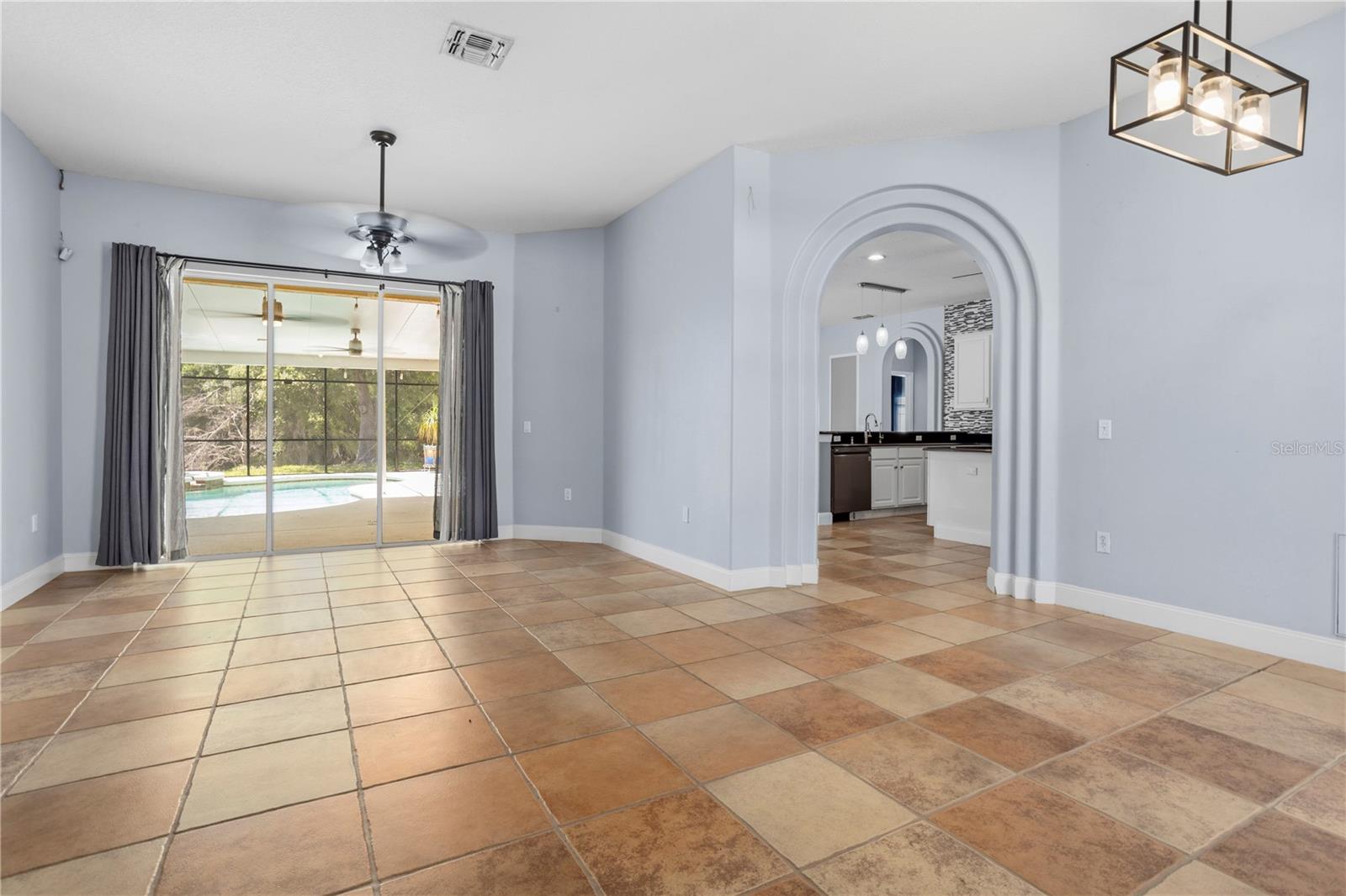 Listing photo id 1 for 334 Grand Reserve Drive