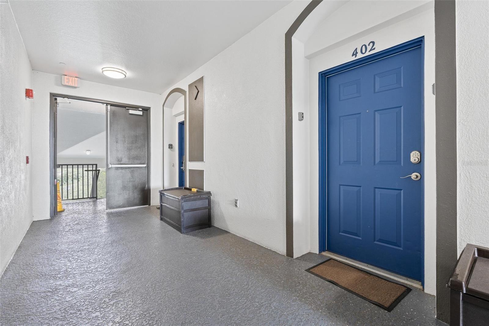 Image 10 of 28 For 4024 Breakview Drive 402