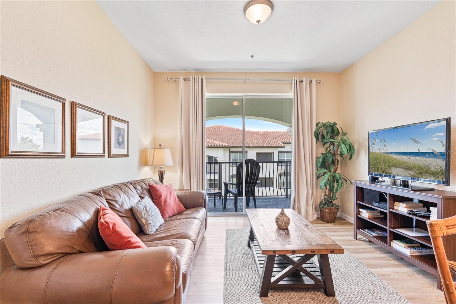 Image 12 of 28 For 4024 Breakview Drive 402