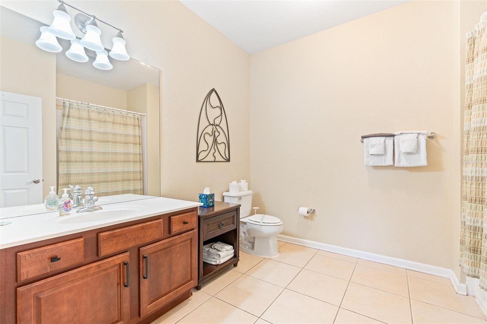 Image 26 of 28 For 4024 Breakview Drive 402