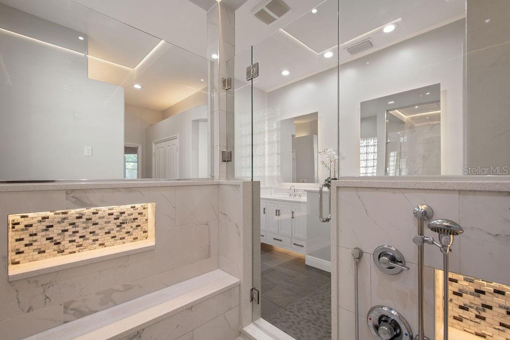 Image 30 of 80 For 3868 Hunters Isle Dr