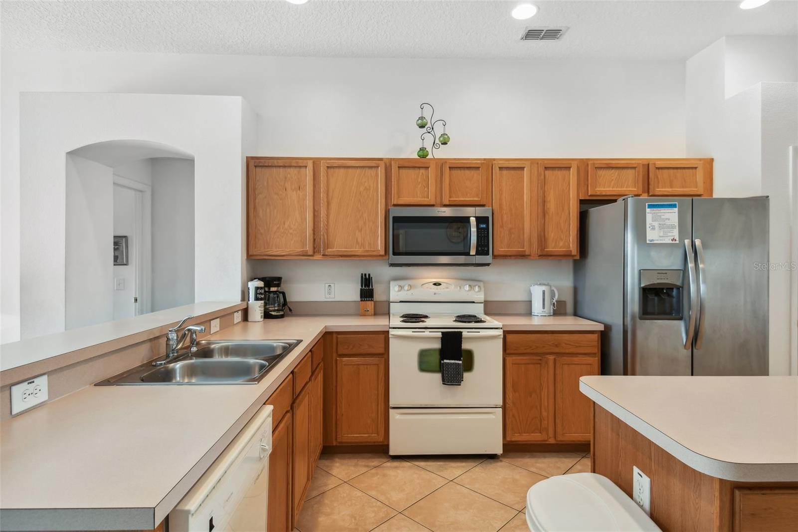 Image 31 of 53 For 640 Chadbury Way