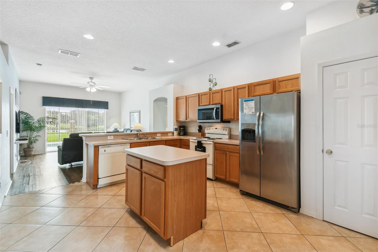 Image 36 of 53 For 640 Chadbury Way