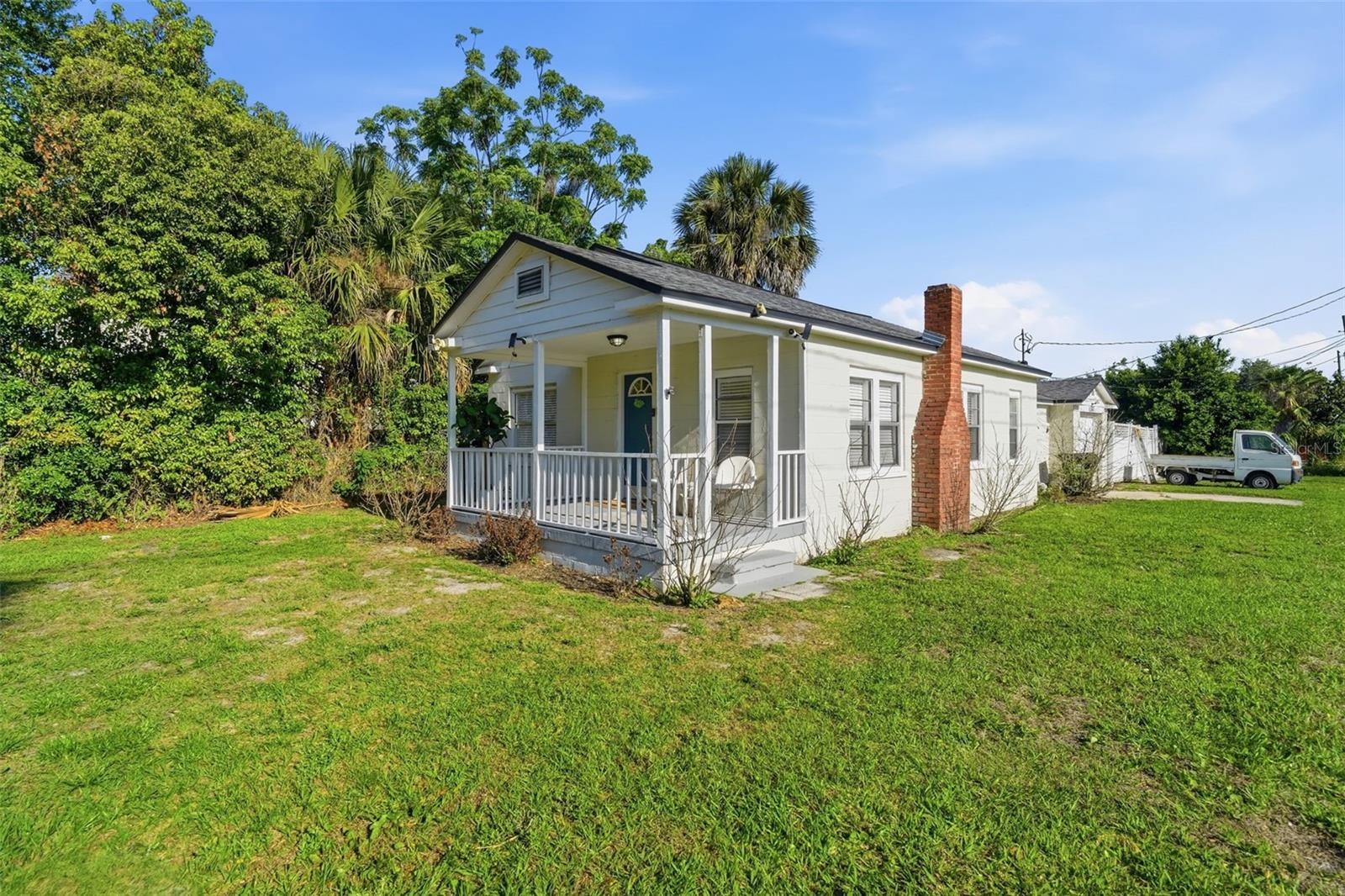 Image 4 of 33 For 1307 Formosa Avenue