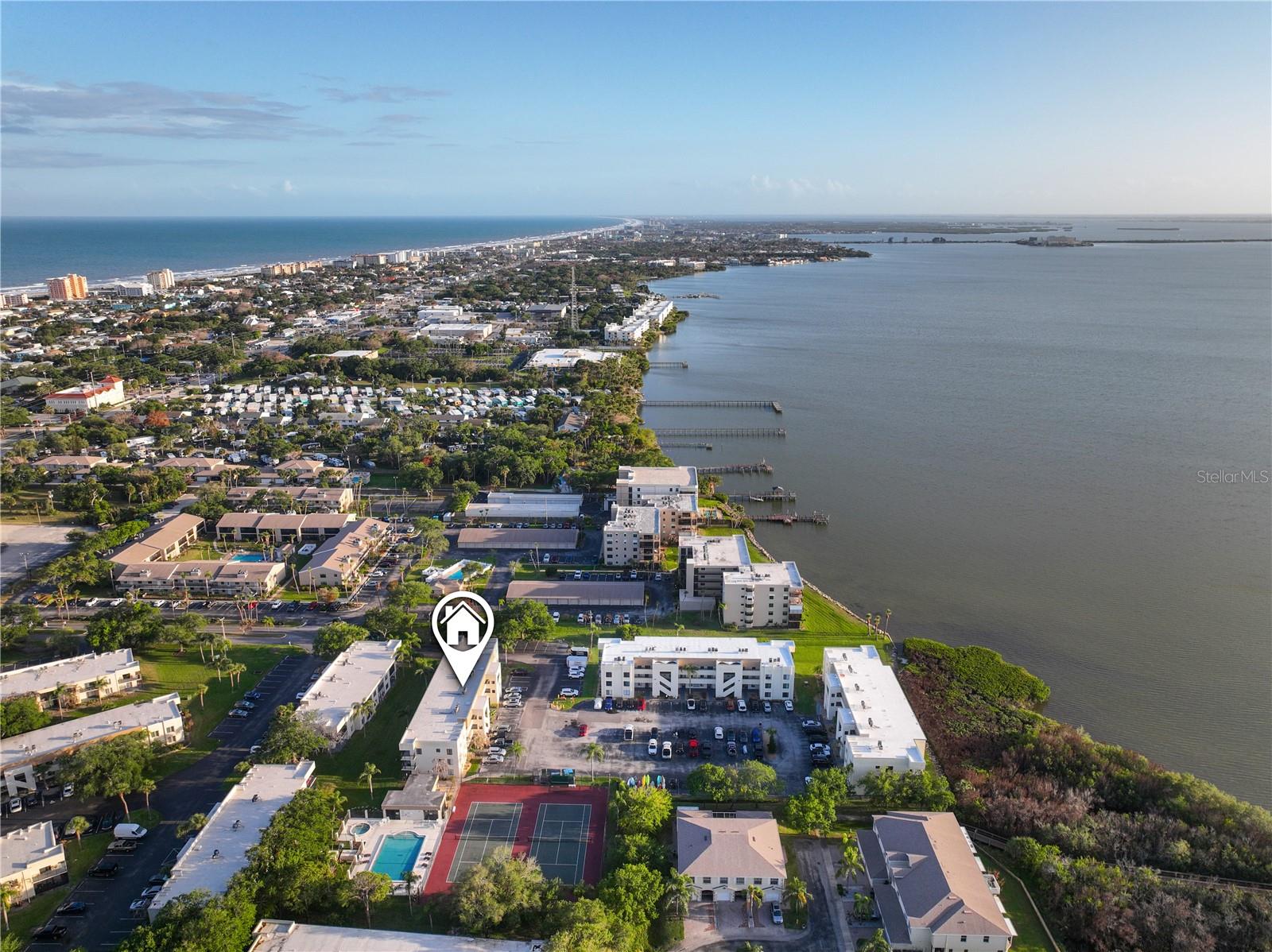 Image 18 of 26 For 200 International Dr  716