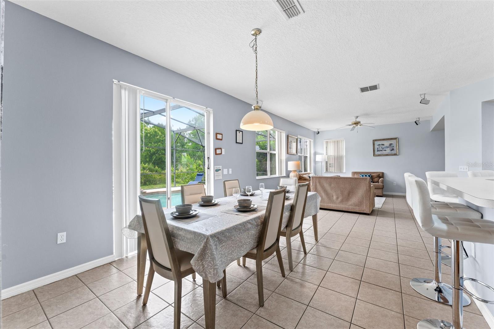 Image 14 of 40 For 213 Willow View Drive