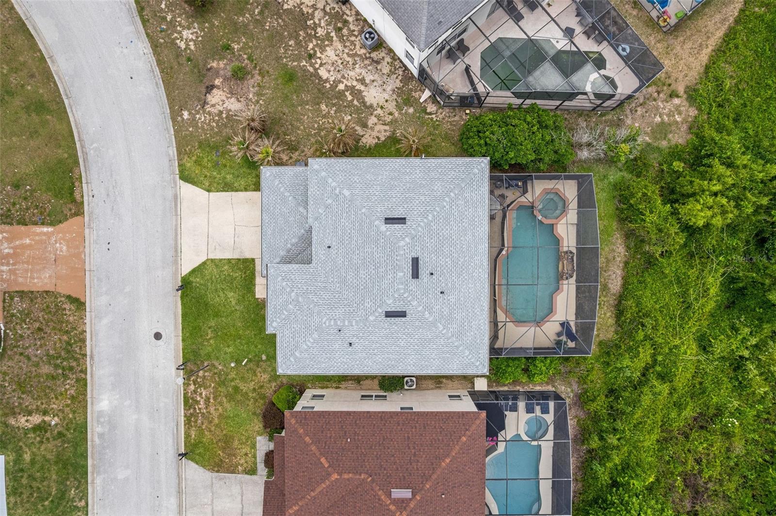 Image 36 of 40 For 213 Willow View Drive