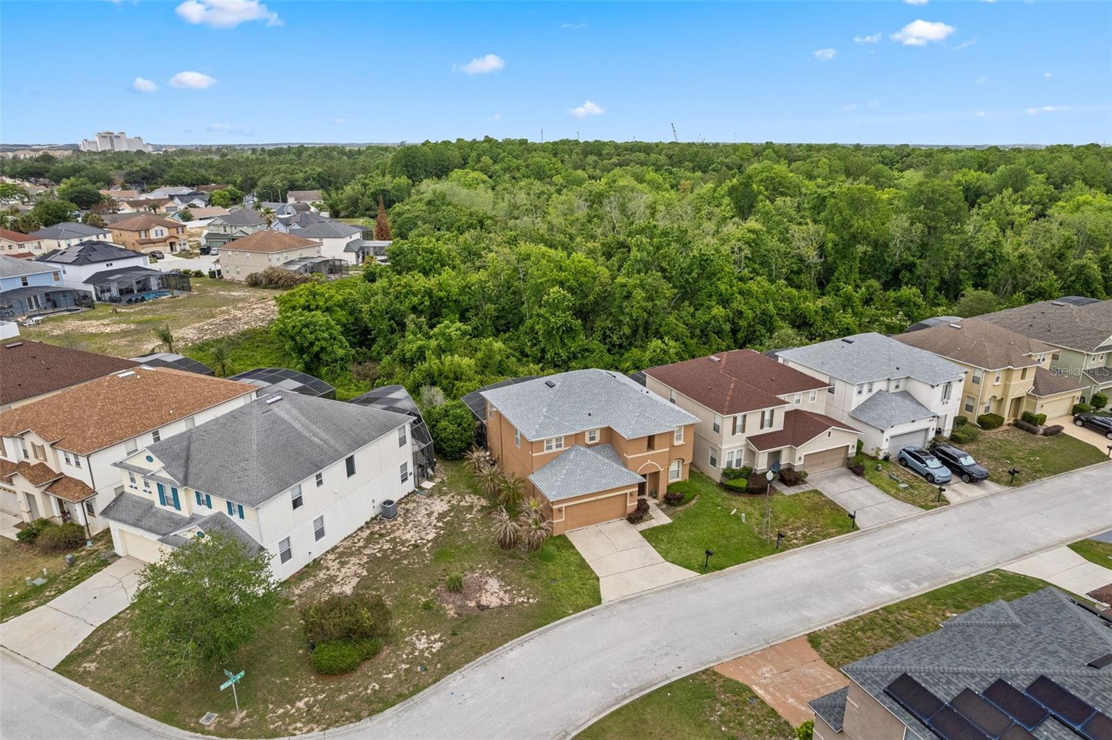 Image 37 of 40 For 213 Willow View Drive