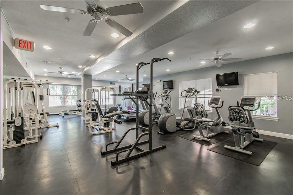 Image 14 of 30 For 204 South Street 3059