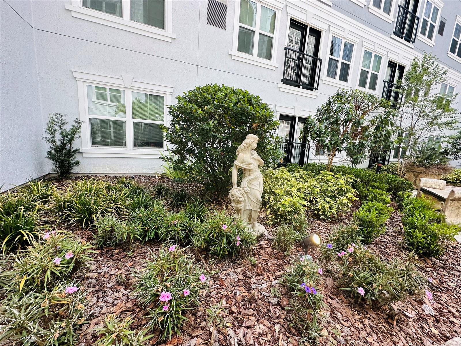 Image 15 of 30 For 204 South Street 3059