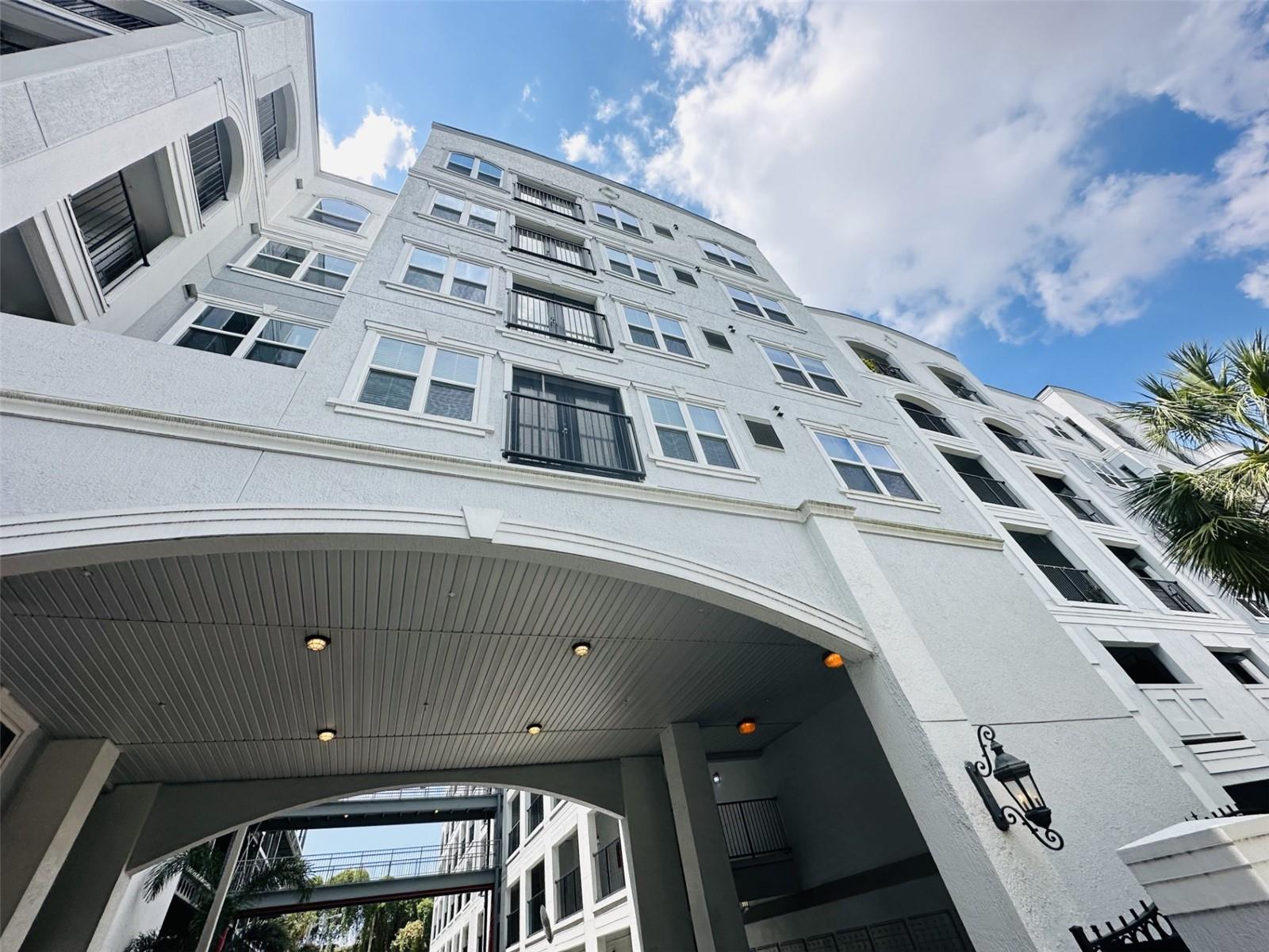 Image 26 of 30 For 204 South Street 3059