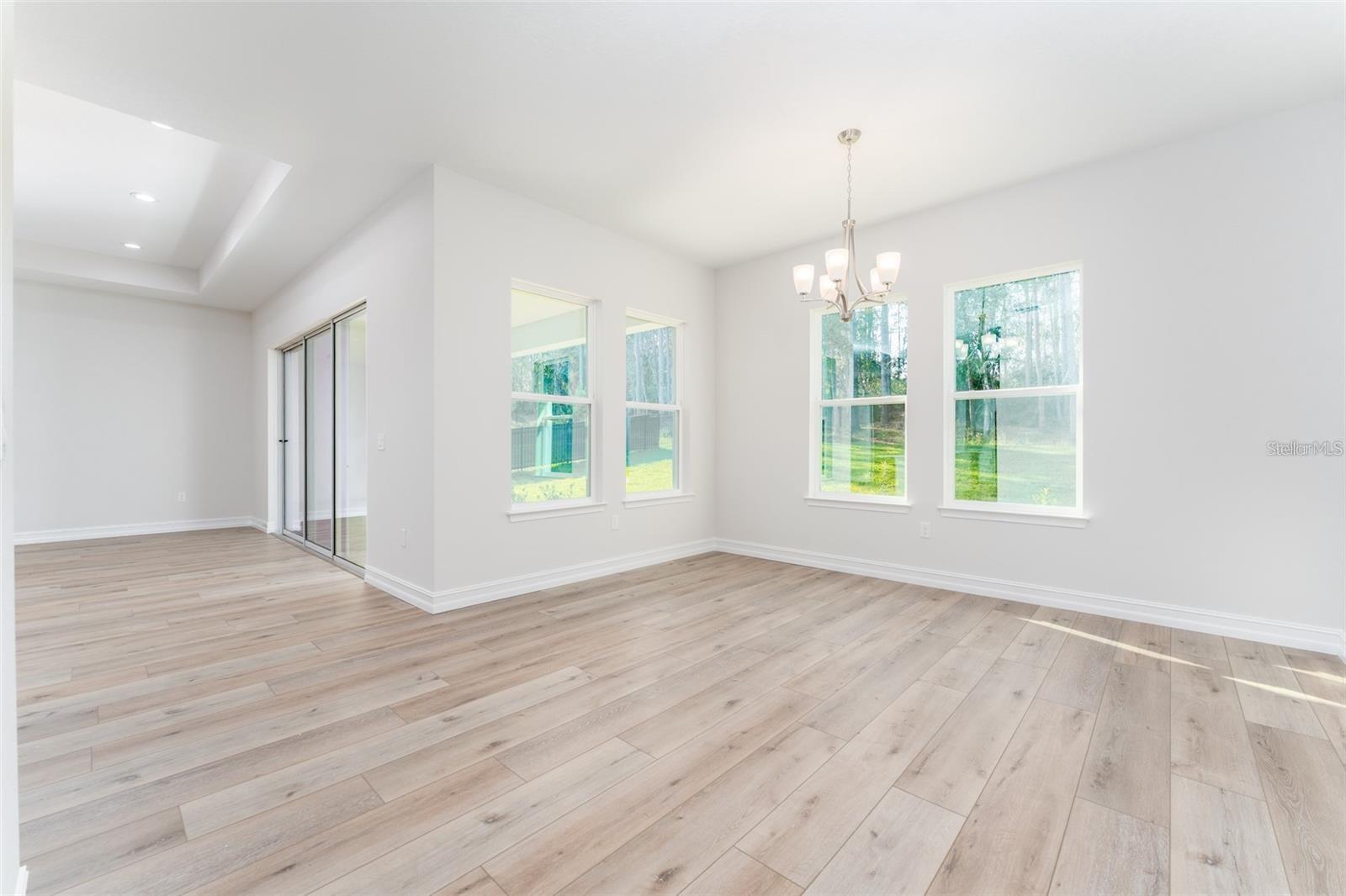 Image 10 of 46 For 3926 Southern Valley Loop