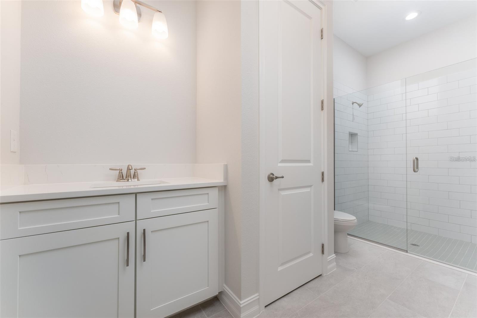 Image 20 of 46 For 3926 Southern Valley Loop