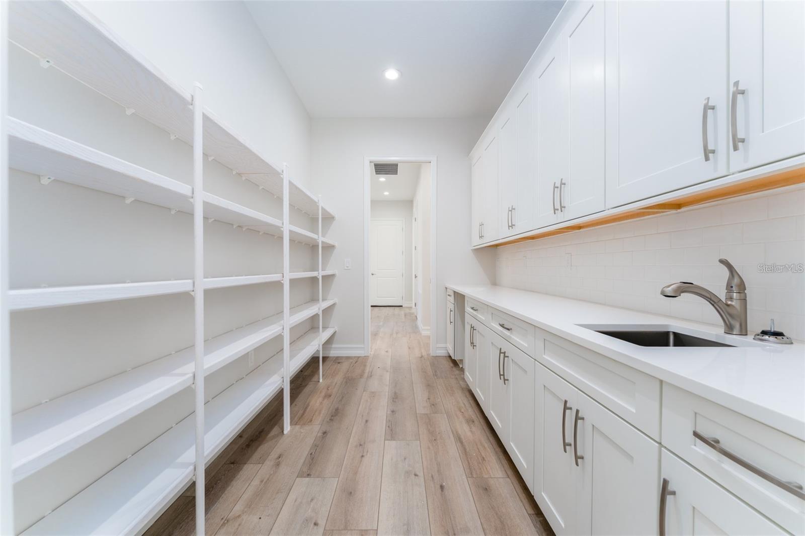 Image 8 of 46 For 3926 Southern Valley Loop