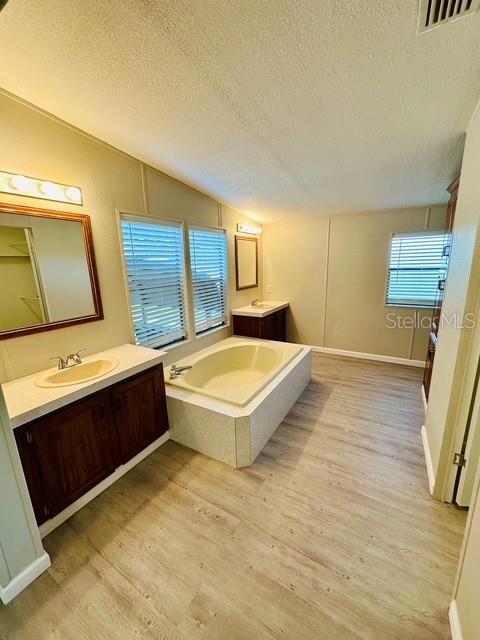 Image 13 of 26 For 6814 Redwing Road