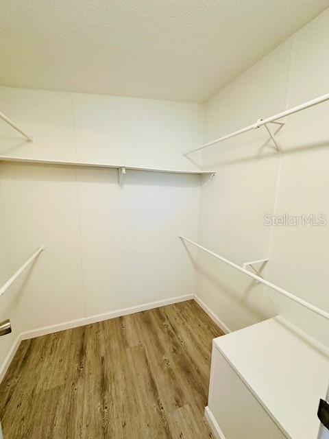 Image 14 of 26 For 6814 Redwing Road