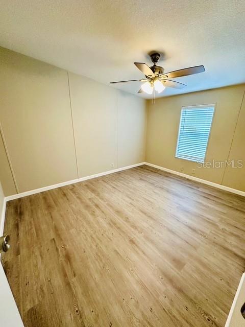 Image 23 of 26 For 6814 Redwing Road