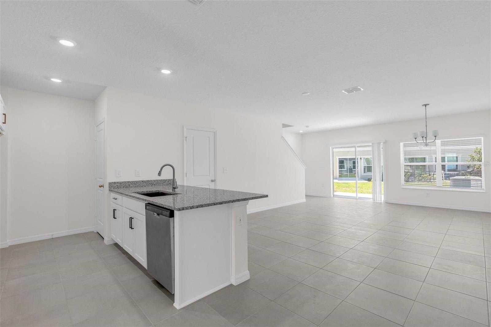 Image 6 of 25 For 2829 Moonshadow Court