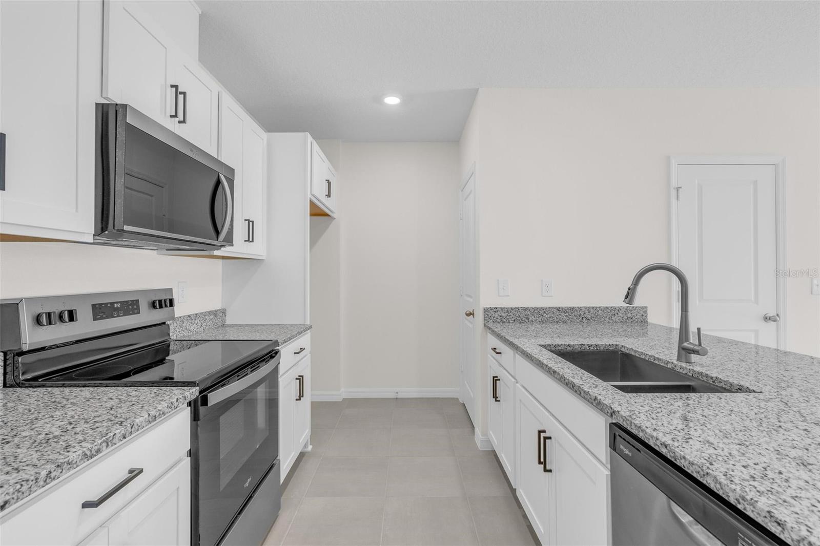 Image 8 of 25 For 2829 Moonshadow Court